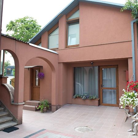 Petro Delux Apartments 考纳斯 外观 照片