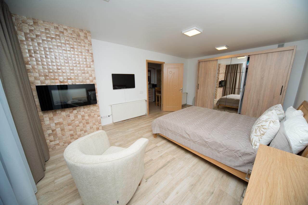 Petro Delux Apartments 考纳斯 外观 照片